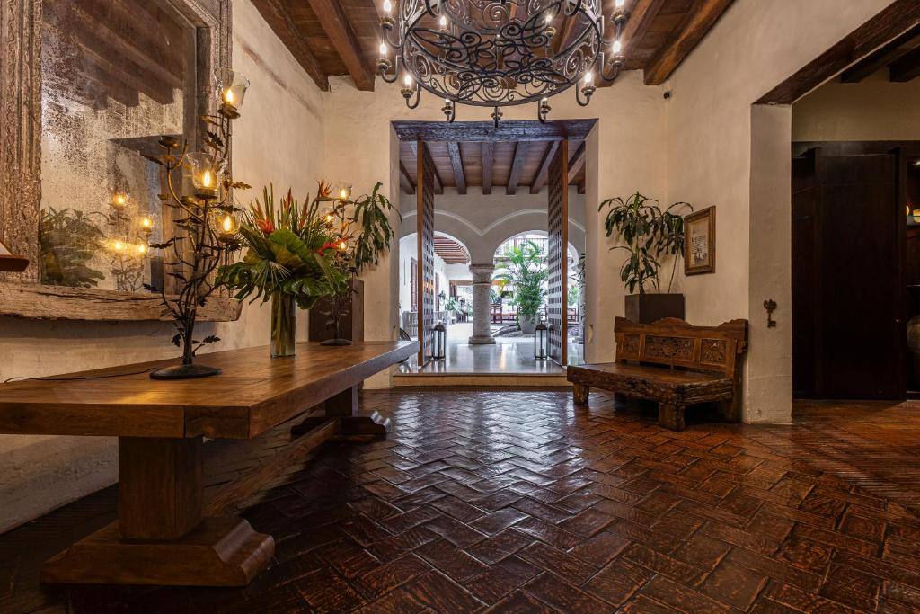 Ananda Hotel Boutique: Lobby