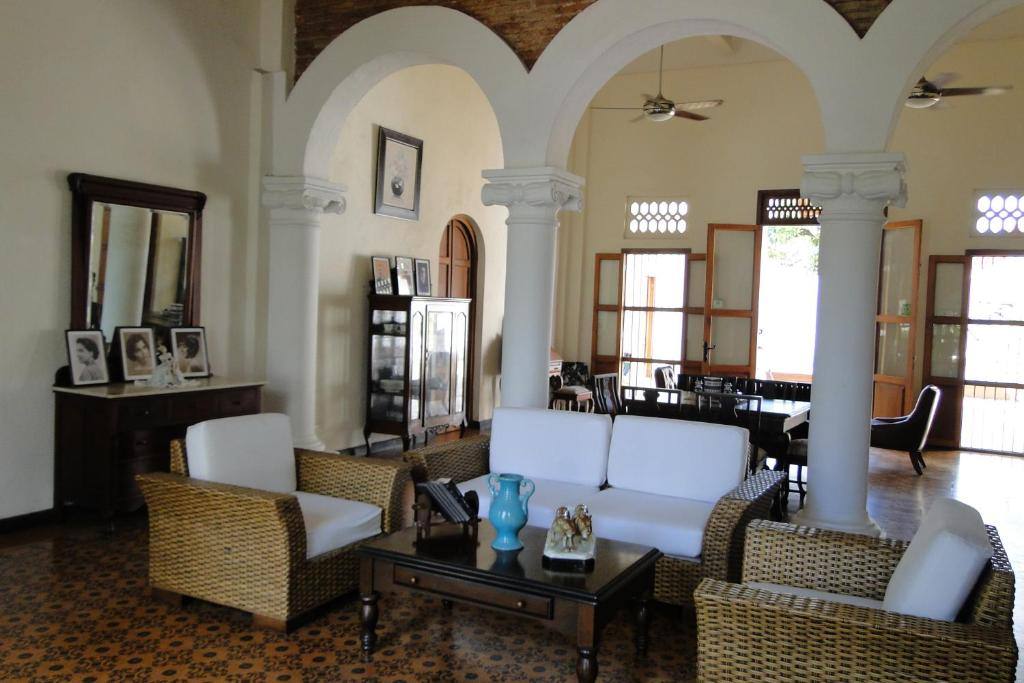 Casa Bustamante Hotel Boutique: Bar/lounge