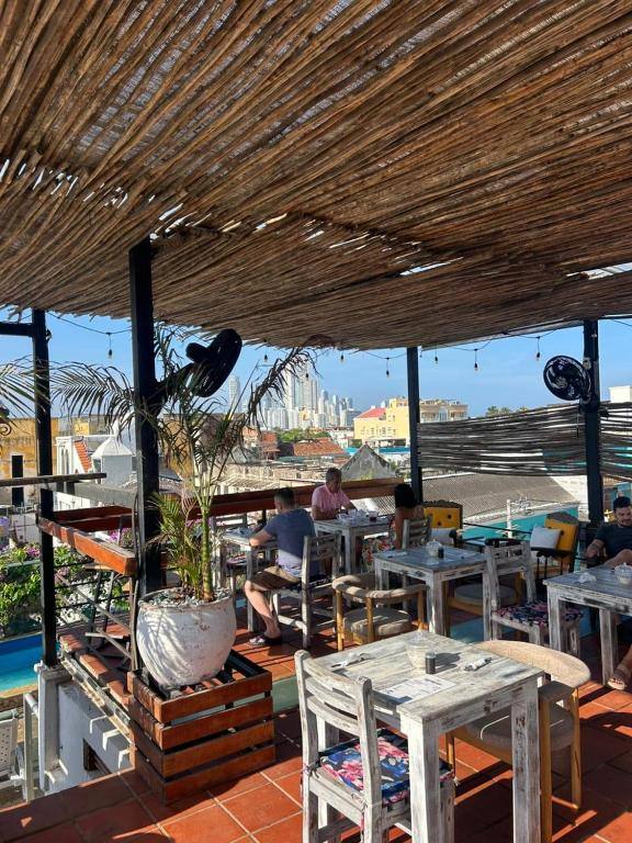 Casa Ebano 967: Food and beverages