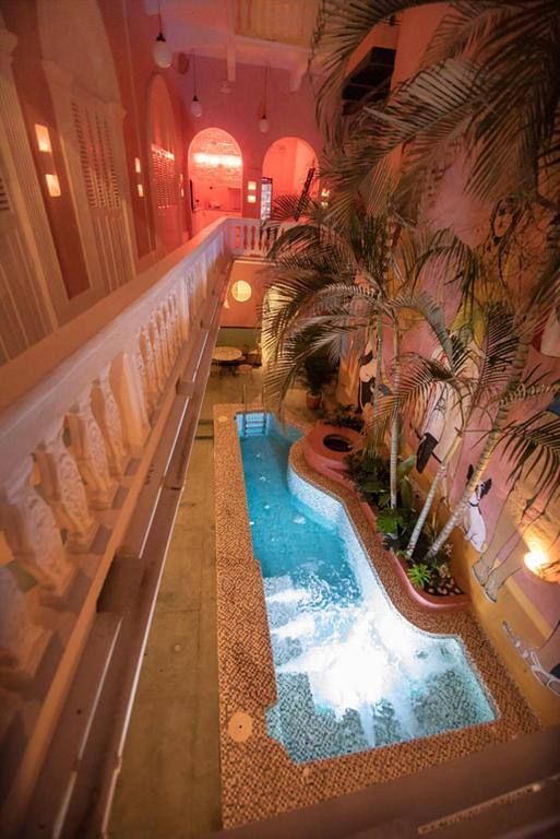 Casa Movida Hostel: Swimming pool