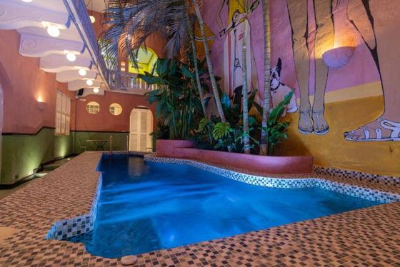 Casa Movida Hostel: Swimming pool