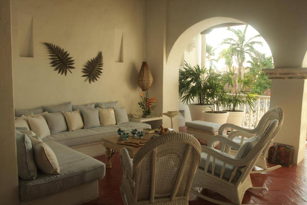 Casa Quero: Shared lounge/TV area