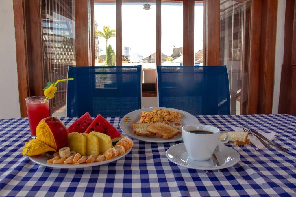Casa Villa Colonial: Food and beverages
