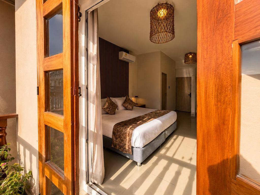 Ethnic Thematic Hotel: Room photos