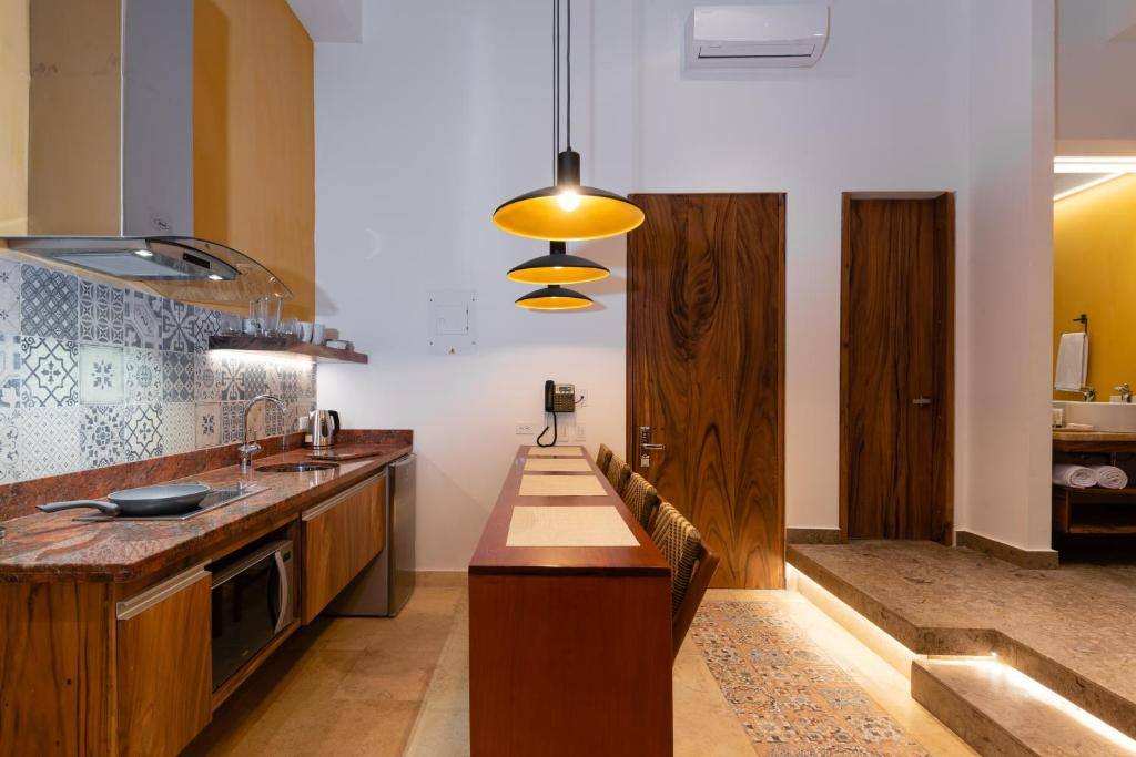 Ganem Suites Cartagena: Kitchen