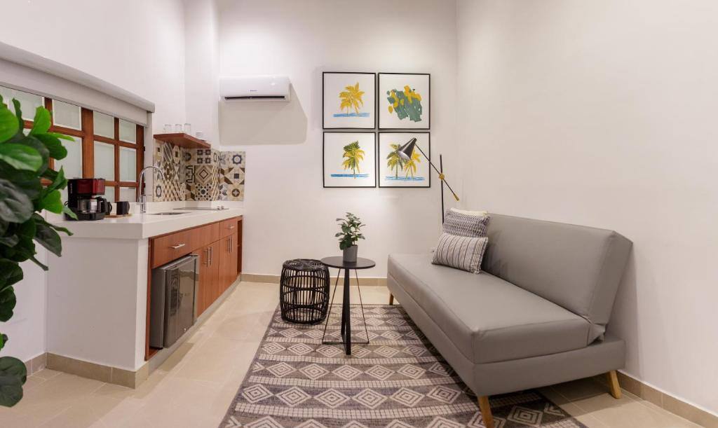 Ganem Suites Cartagena: Kitchen