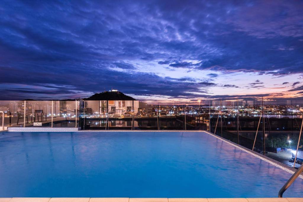 Holiday Inn Express Cartagena Manga by IHG: Swimming pool