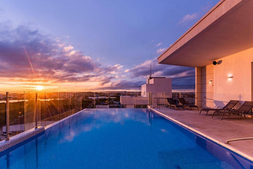Holiday Inn Express Cartagena Manga by IHG: Swimming pool