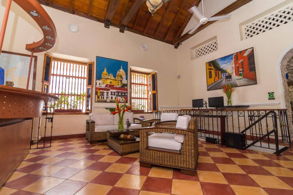 Hotel 3 Banderas: Lobby