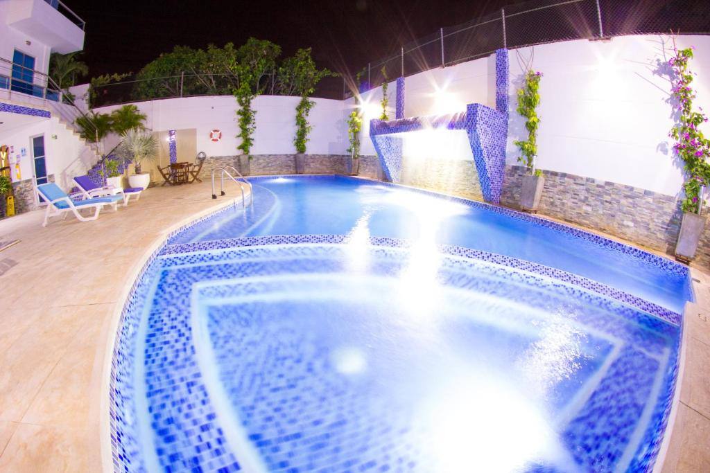 Hotel Altamar Cartagena: Swimming pool