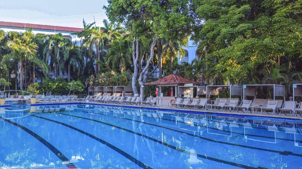 Hotel Caribe By Faranda Grand A Member Of Radisson Individuals: Swimming pool