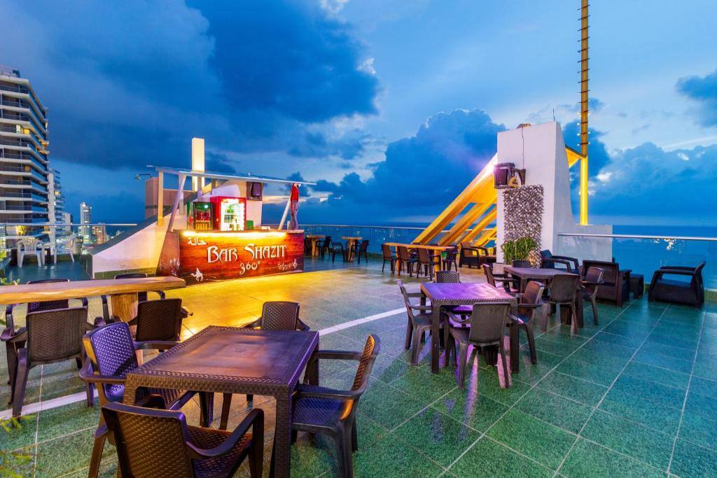 Hotel Cartagena Dubai: Balcony/terrace