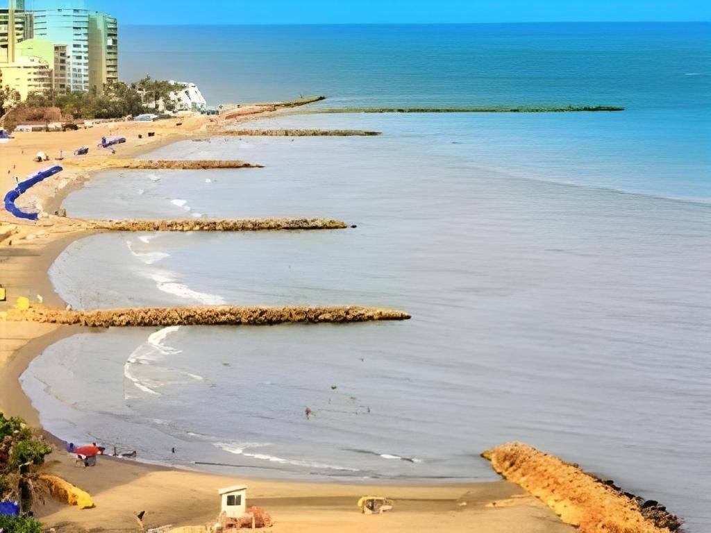 Hotel Costa Del Sol: Beach