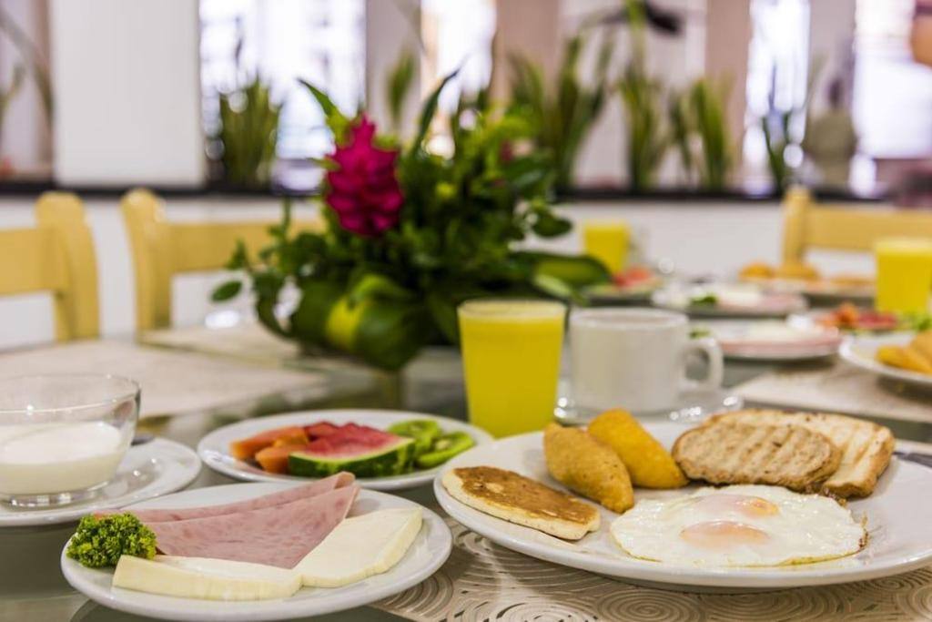 Hotel Dorado Plaza Centro Histórico: On-site dining