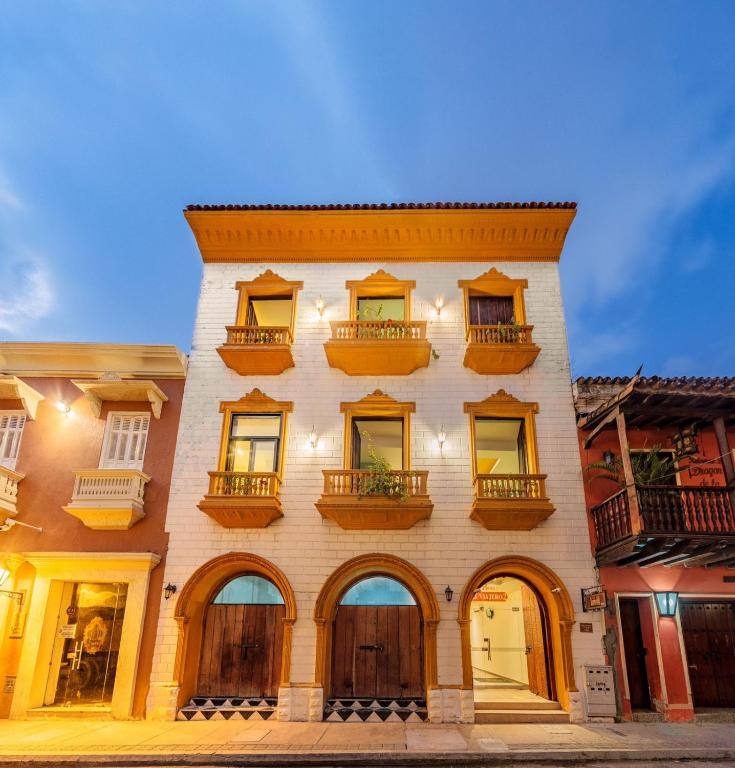 Hotel El Viajero #2: Exterior view