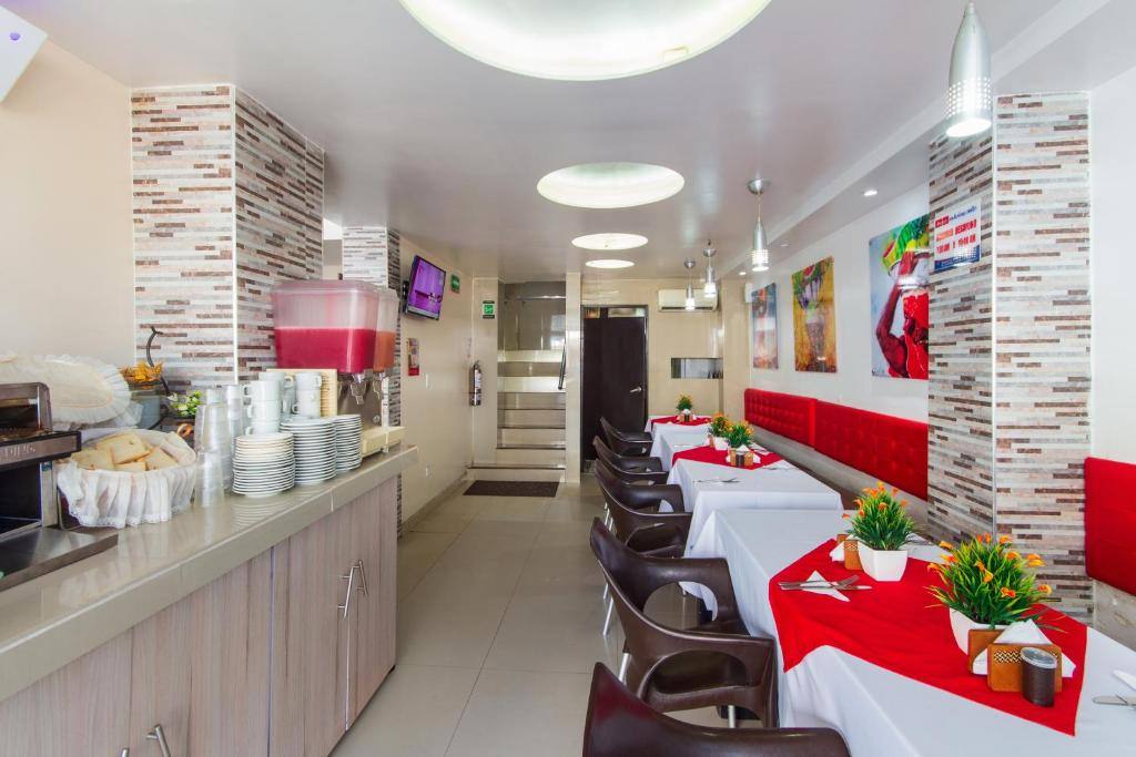 Hotel Marina Suites By Geh Suites: Restaurant