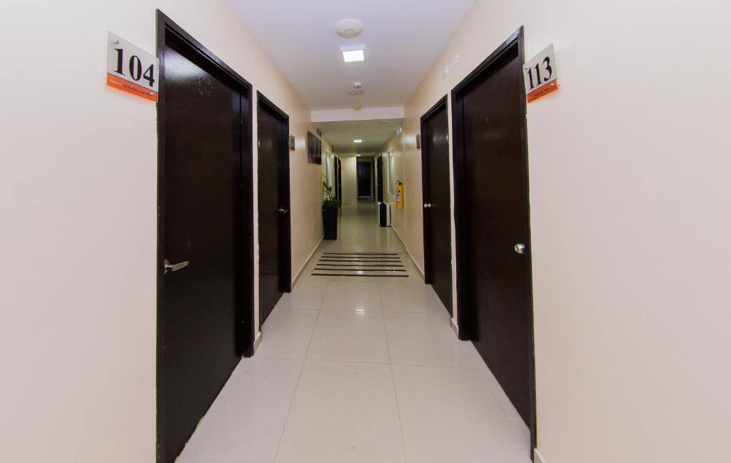 Hotel Marina Suites By Geh Suites: Facilities