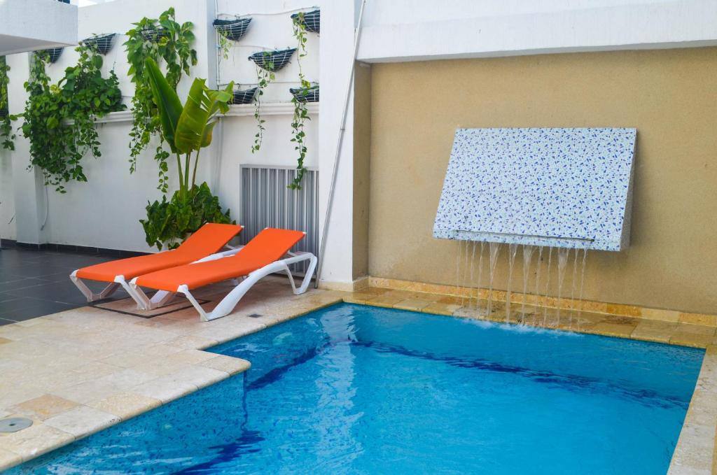 Hotel Or Cartagena: Swimming pool