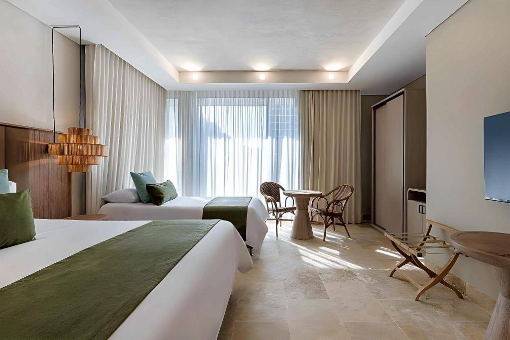 Hotel OZ Grand: Room photos