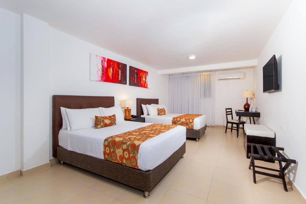 Hotel Playa Club: Room photos