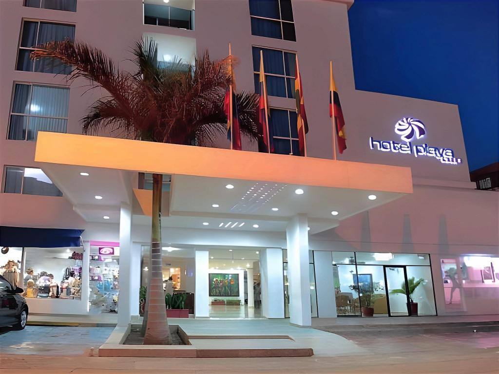 Hotel Playa Club: Exterior view