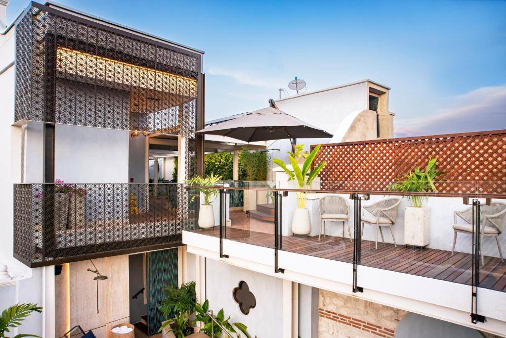 Hotel Porvenir: Exterior view