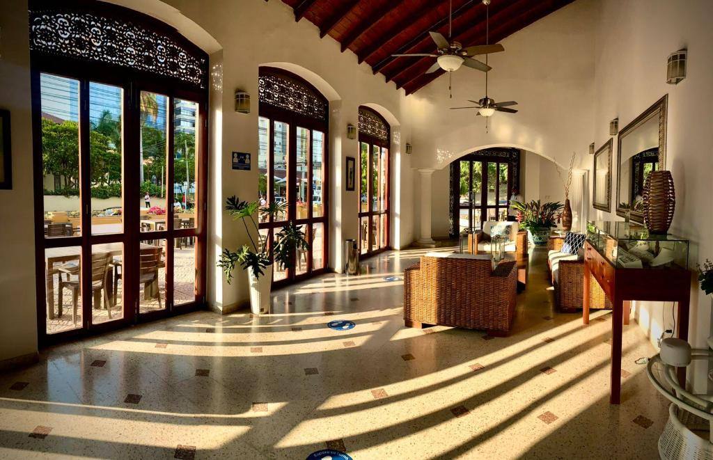Hotel San Martin: Property views