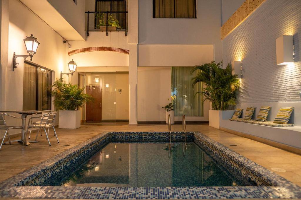 Hotel Virrey Cartagena: Swimming pool