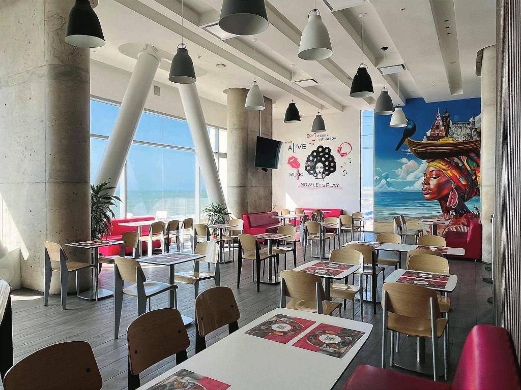 ibis Cartagena Marbella: Restaurant