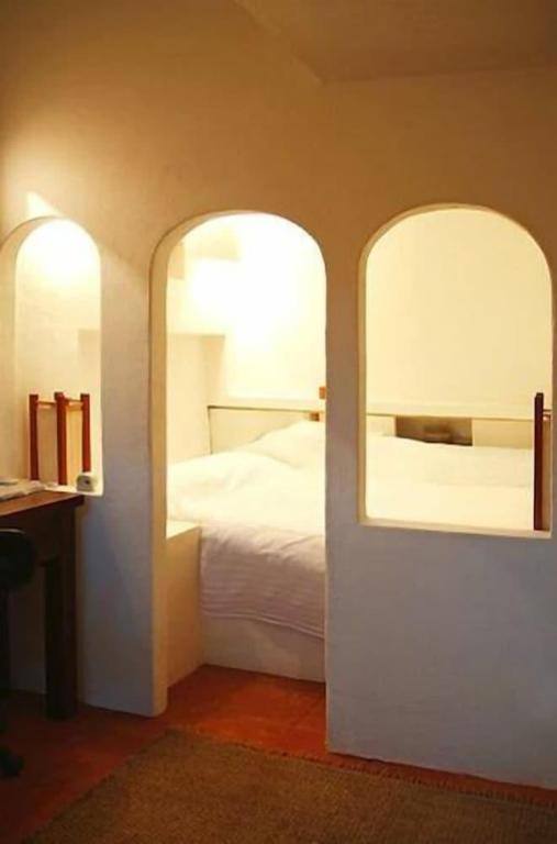 Les Lezards Bed & Breakfast: Room photos