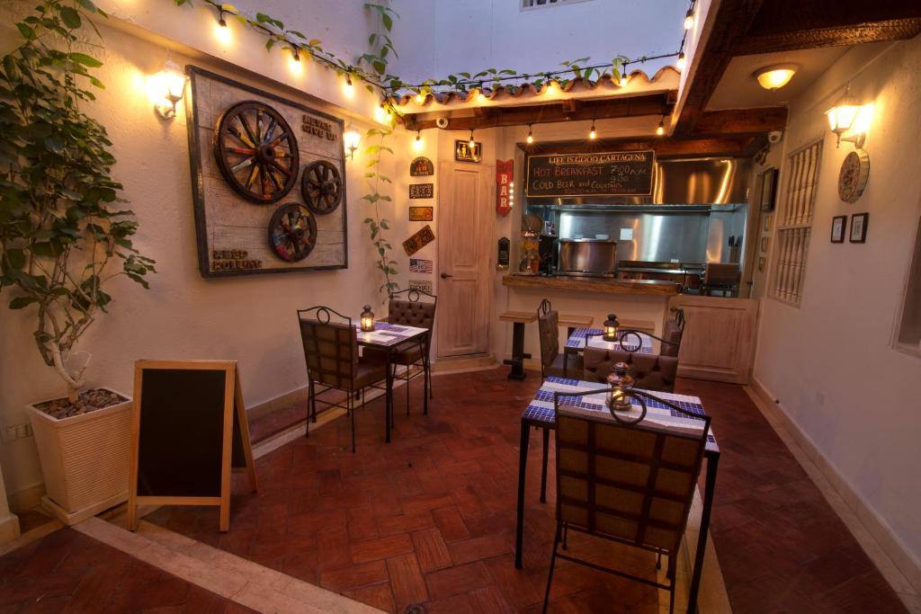 Life is Good Cartagena Hostel: Bar/lounge