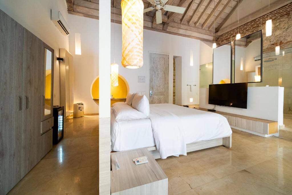 Nacar Hotel Cartagena, Curio Collection by Hilton: Rooms