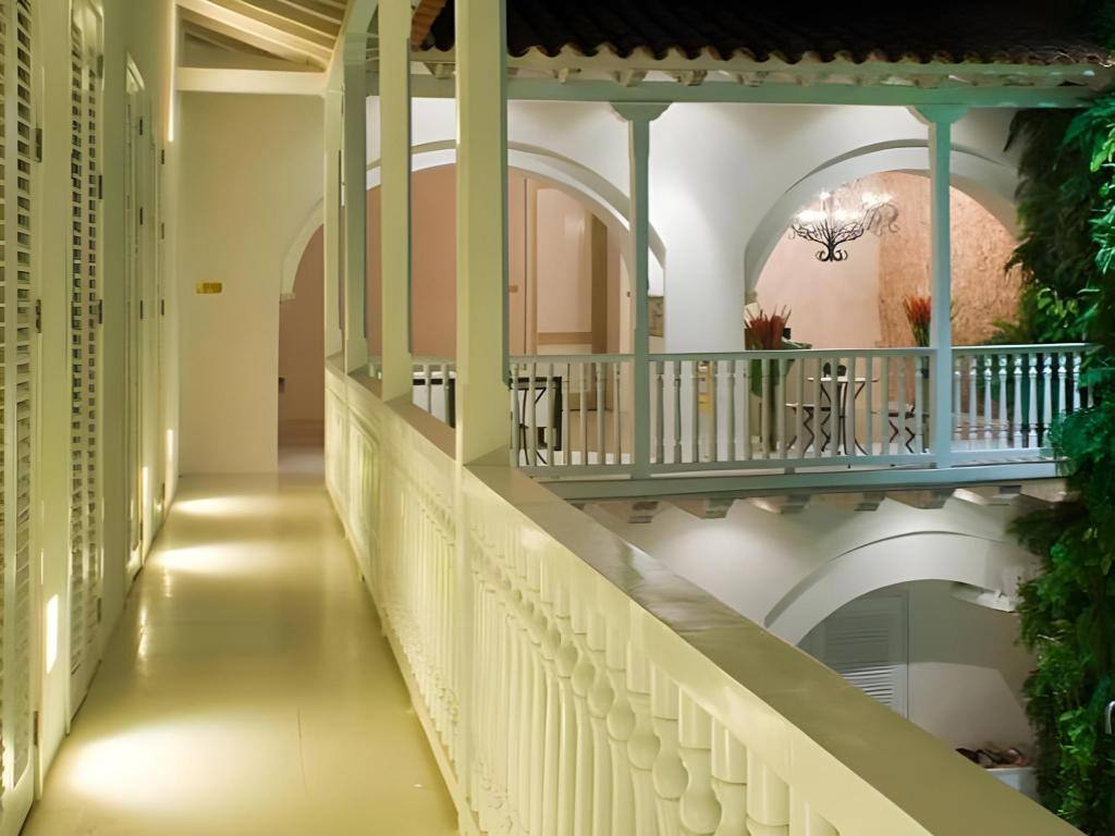Nacar Hotel Cartagena, Curio Collection by Hilton: Balcony/terrace