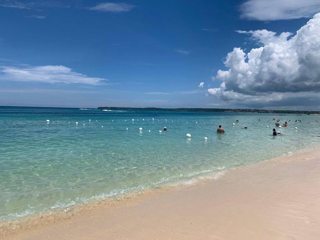 Nena Beach Club & Hotel: Facilities