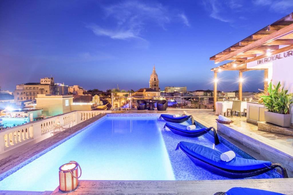 NH Cartagena Urban Royal: Swimming pool