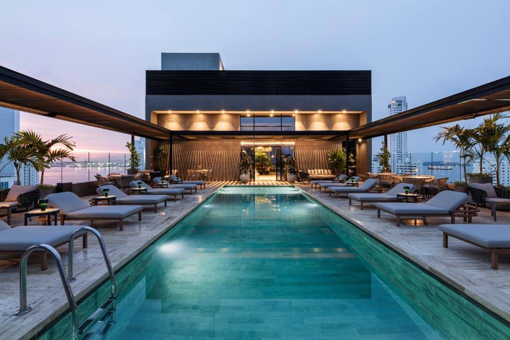 OZ Collection: Swimming pool