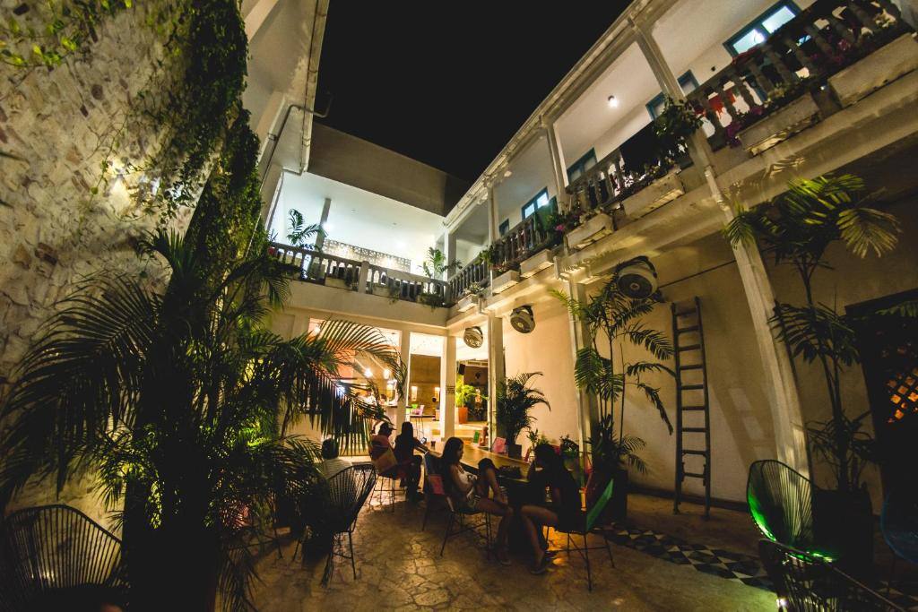 República Cartagena: Facilities