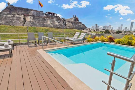 San Lazaro Art Hotel: View